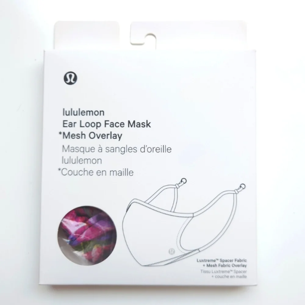 LULULEMON Ear Loop Face Mask and Small Shopping Gift Bag Bundle